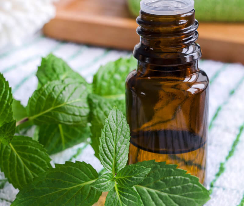 DIY Mouthwash Recipe with Essential Oils