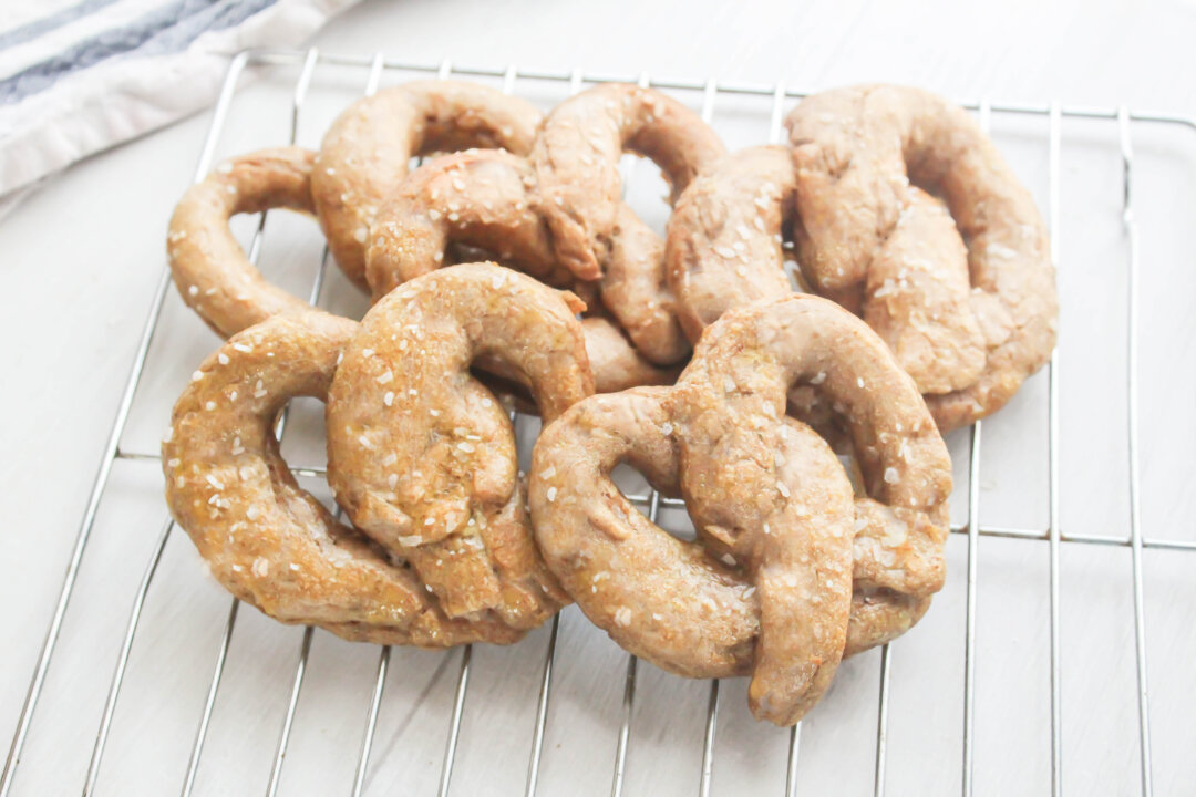 Gluten-Free Soft Pretzels: Soft, Fluffy & Allergy-Friendly