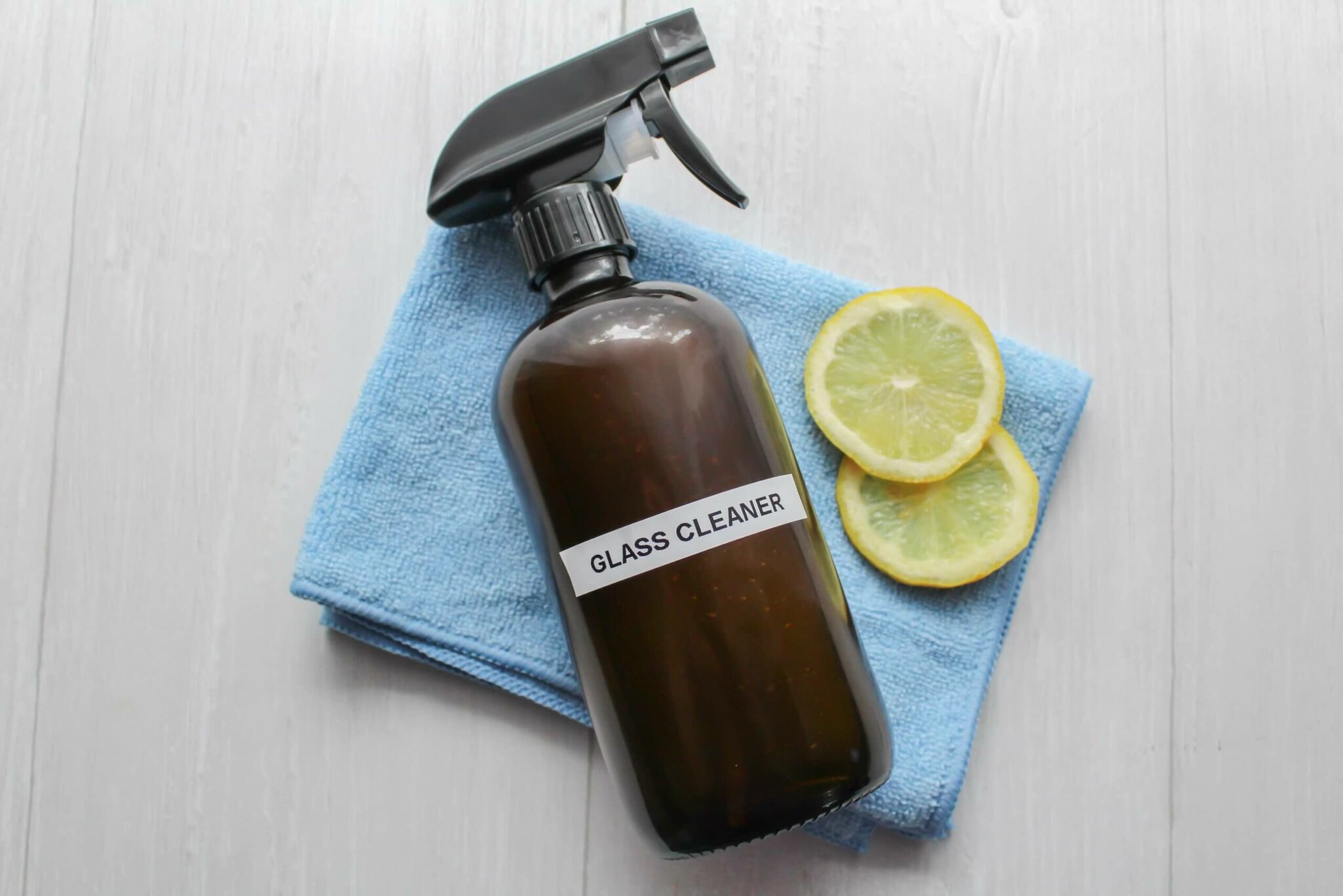 non-toxic-glass-cleaner-with-essential-oils-for-sparkling-windows