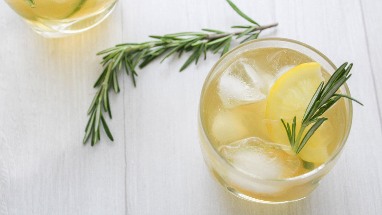 Yerba Mate Iced Tea: A Cool, Sweet, Energizing Drink